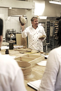 Manfred Enoksson, kursledare i hantverksbageri.